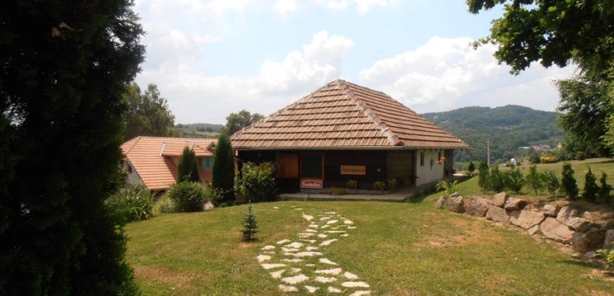 Kuća Tri hrasta selo Klatičevo